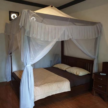 Five Time Home Stay Gili Islands Exterior photo