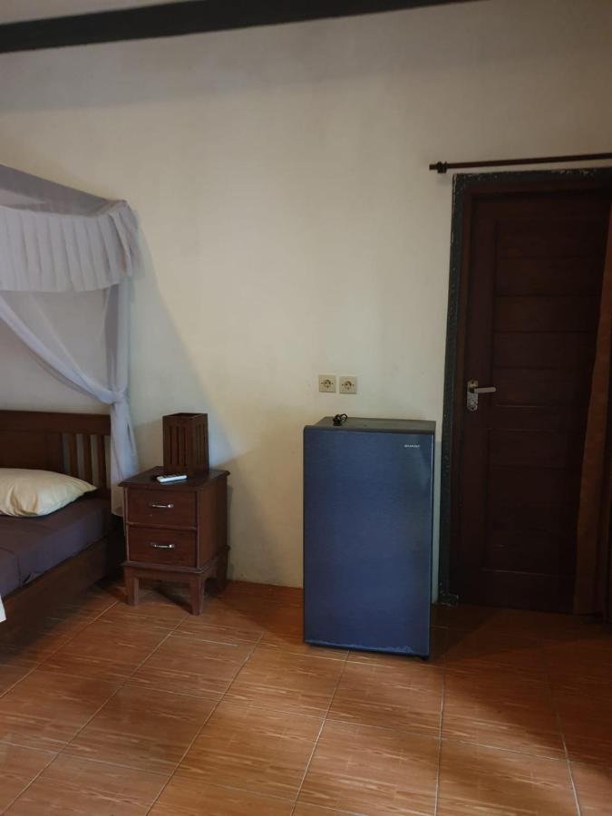 Five Time Home Stay Gili Islands Exterior photo